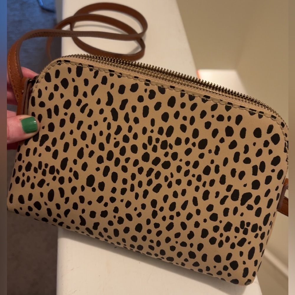Crossbody bag